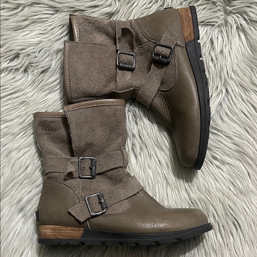 Sorel  Leather Combat Boots